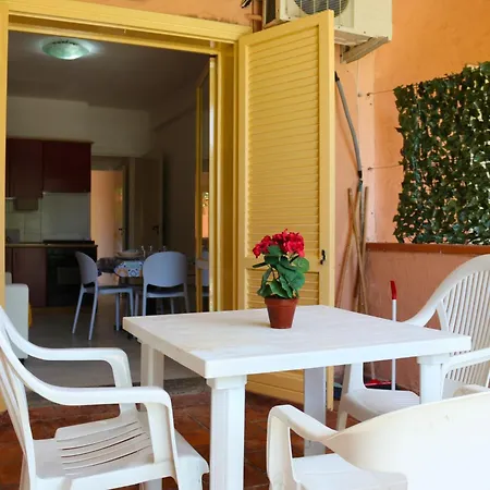 Villaggio Portorosa - La Casetta Tra Le Palme 14